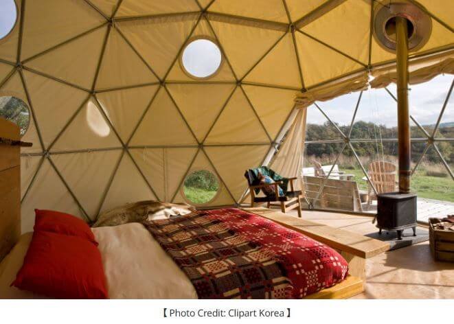 A relaxing room inside a Korean Jjimjilbang, a unique alternative to traditional Korean accommodation