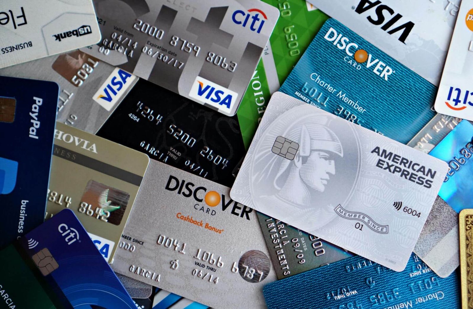 A traveler looking stressed and checking their wallet for a lost credit card in Korea.